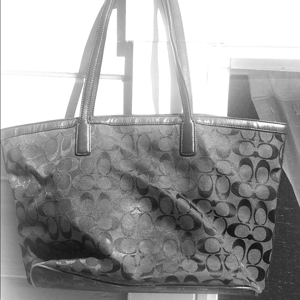 Coach shoulder tote
